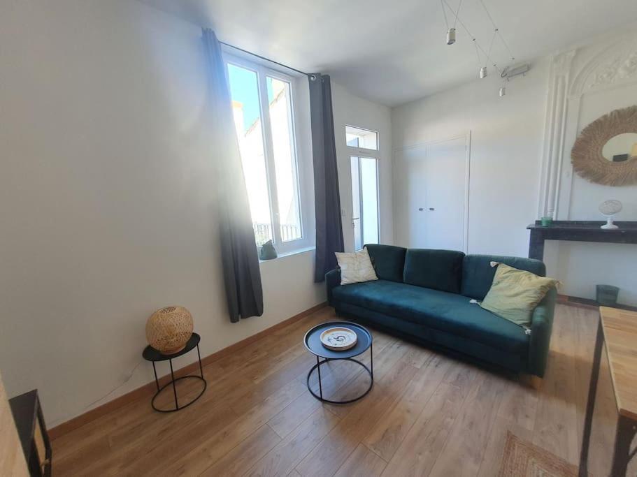 -Garrigue- Face A La Cite Medievale Studio Terrasse Classe 4☆ Carcassone Exterior photo